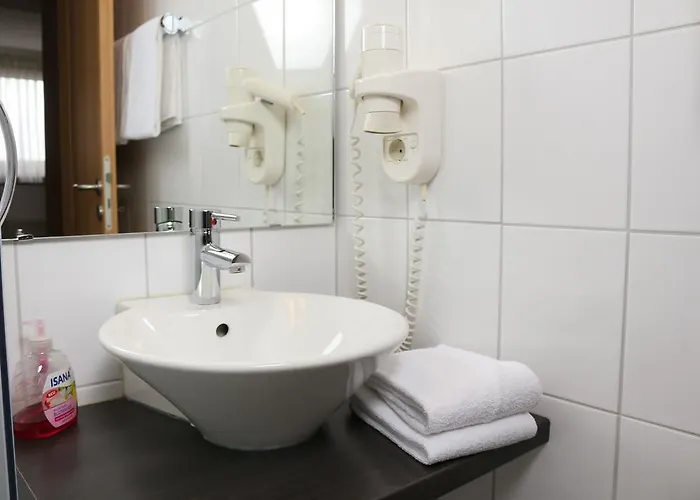 佐纳城市酒店 酒店